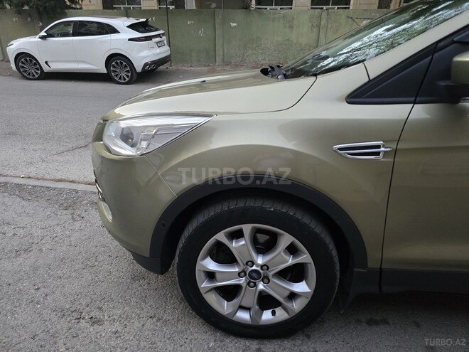 Ford Kuga 2013, 143,300 km - 1.6 l - Bakı