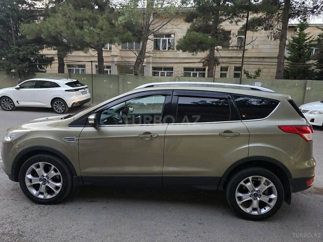 Ford Kuga 2013, 143,300 km - 1.6 l - Bakı