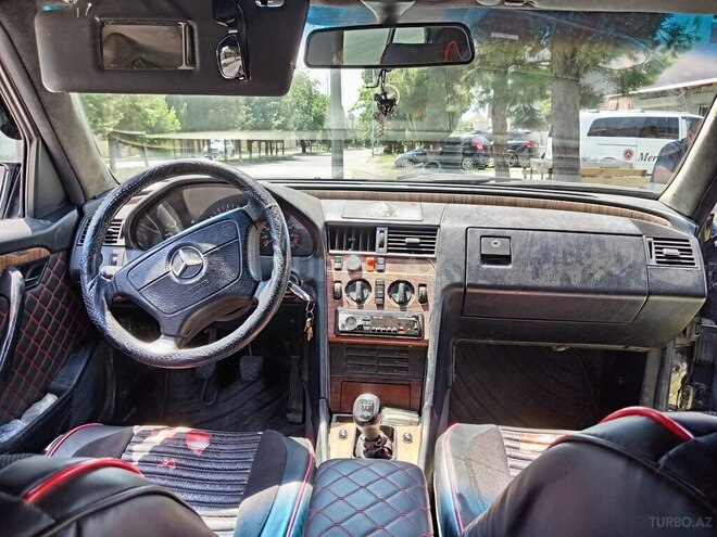 Mercedes C 180 1994, 400,000 km - 1.8 л - Zaqatala