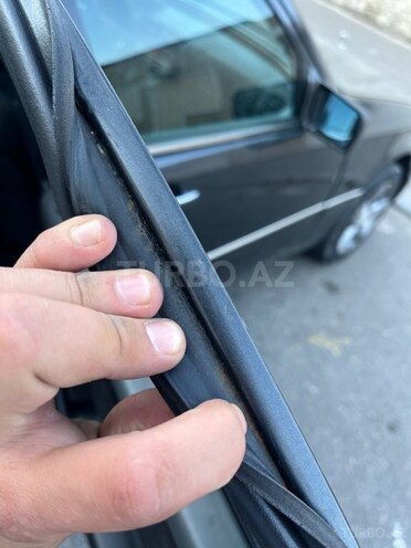 Mercedes C 200 1997, 421,136 km - 2.0 l - Bakı