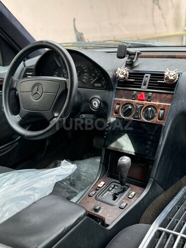 Mercedes C 200 1997, 421,136 km - 2.0 l - Bakı