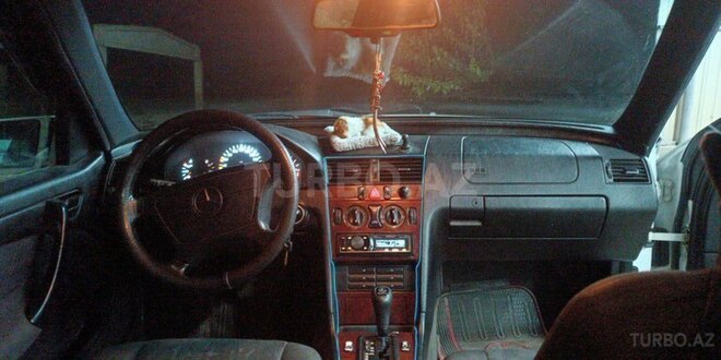Mercedes C 180 1997, 432,323 km - 1.8 l - Tovuz