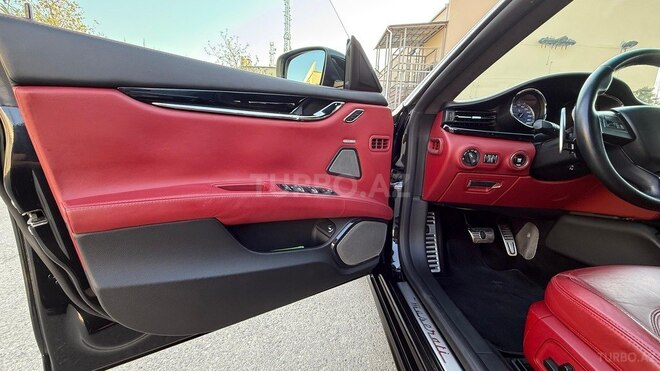 Maserati Quattroporte 2015, 138,000 km - 3.0 l - Sumqayıt