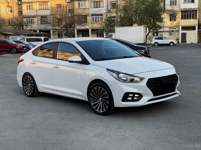 Hyundai Accent 2019, 72,420 km - 1.6 л - Bakı
