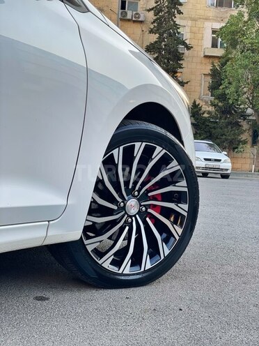 Hyundai Accent 2019, 72,420 km - 1.6 л - Bakı