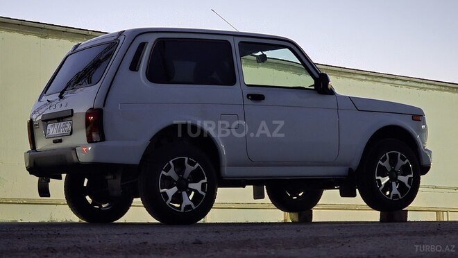 LADA (VAZ) Niva 2024, 7,900 km - 1.7 л - Bakı