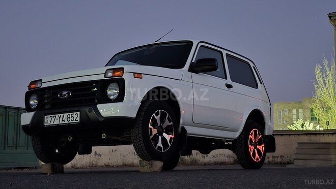 LADA (VAZ) Niva 2024, 7,900 km - 1.7 л - Bakı