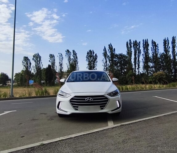 Hyundai Elantra 2018, 121,666 km - 2.0 l - Bakı