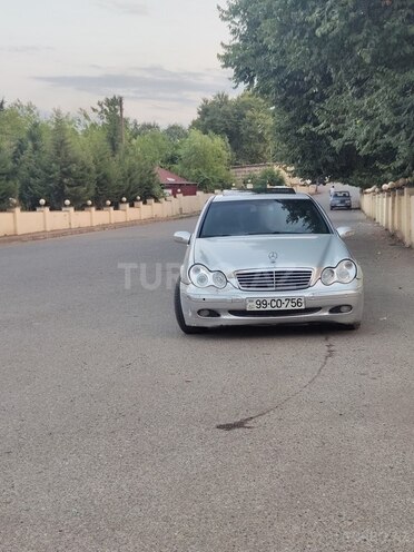 Mercedes C 220 2002, 426,958 km - 2.2 l - Masallı