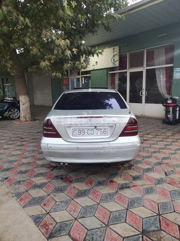 Mercedes C 220 2002, 426,958 km - 2.2 l - Masallı