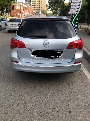 Opel Astra 2015, 140,600 km - 1.4 л - Bakı