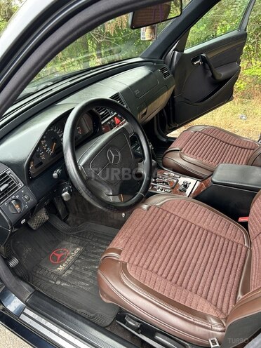 Mercedes C 200 1998, 277,000 km - 2.0 л - Beyləqan