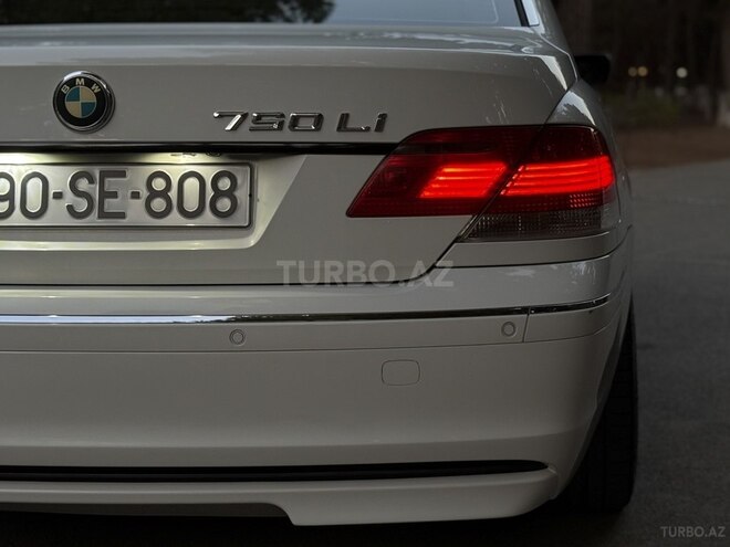 BMW 740 2006, 285,000 km - 4.0 l - Bakı