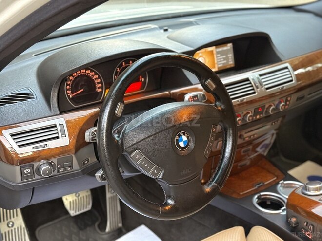 BMW 740 2006, 285,000 km - 4.0 l - Bakı