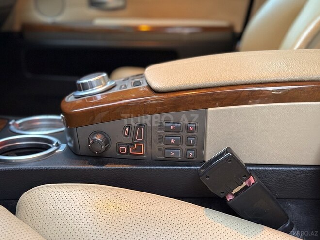 BMW 740 2006, 285,000 km - 4.0 l - Bakı
