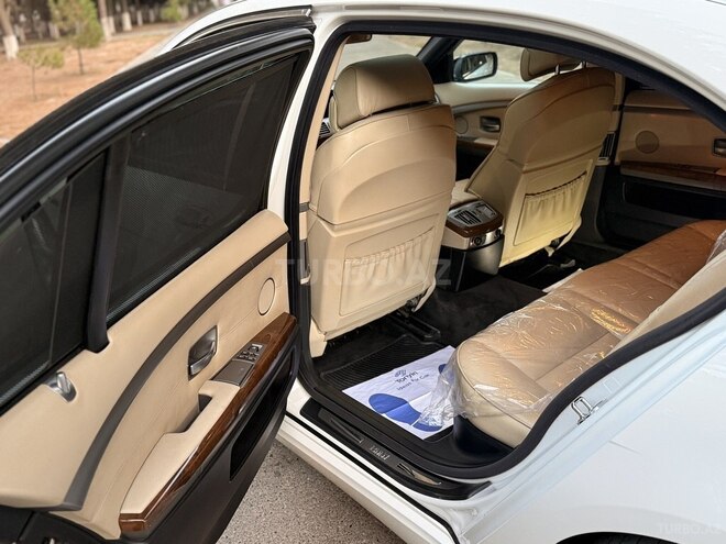 BMW 740 2006, 285,000 km - 4.0 l - Bakı