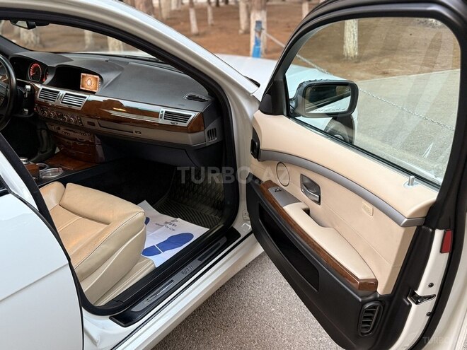 BMW 740 2006, 285,000 km - 4.0 l - Bakı