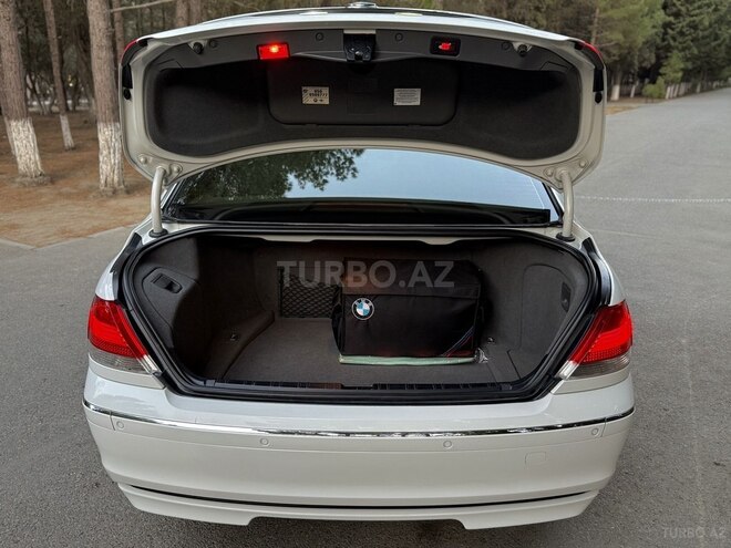 BMW 740 2006, 285,000 km - 4.0 l - Bakı
