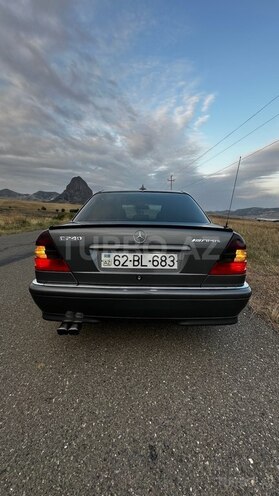 Mercedes C 240 1998, 440,000 km - 2.4 l - Qazax
