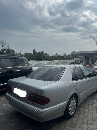 Mercedes E 220 2000, 474,000 km - 2.2 l - Bakı