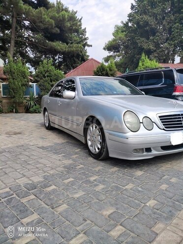 Mercedes E 220 2000, 474,000 km - 2.2 l - Bakı