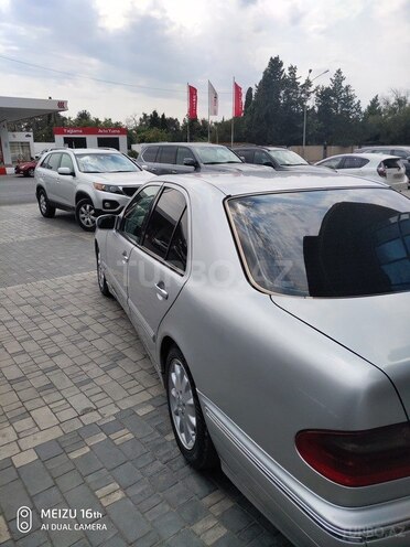 Mercedes E 220 2000, 474,000 km - 2.2 l - Bakı