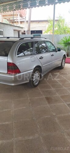 Mercedes C 180 2000, 400,000 km - 1.8 l - Salyan