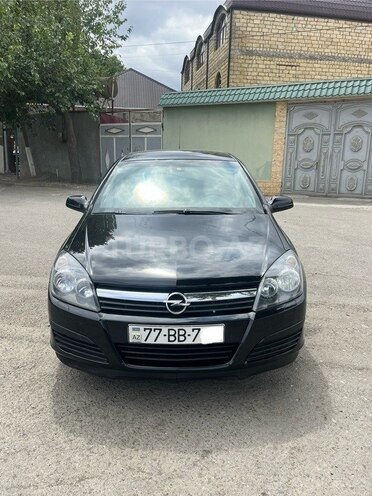 Opel Astra 2006, 240,000 km - 1.4 l - Gəncə