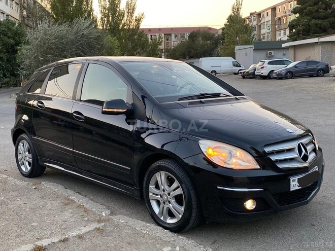 Mercedes B 200 2010, 184,000 km - 2.0 l - Sumqayıt
