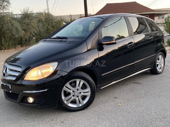 Mercedes B 200 2010, 184,000 km - 2.0 l - Sumqayıt