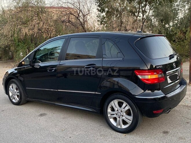 Mercedes B 200 2010, 184,000 km - 2.0 l - Sumqayıt