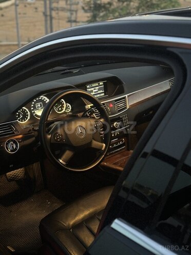 Mercedes E 300 2012, 242,000 km - 3.0 l - Bakı