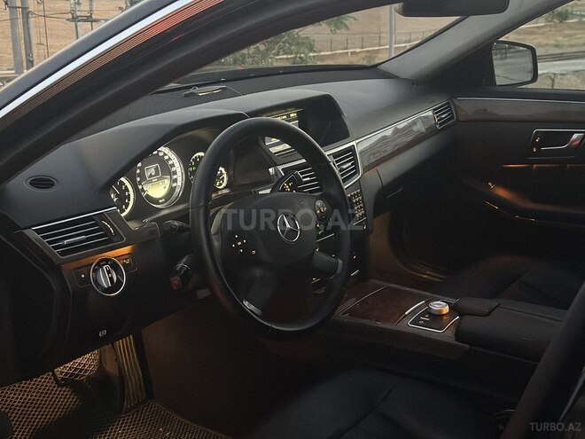 Mercedes E 300 2012, 242,000 km - 3.0 l - Bakı