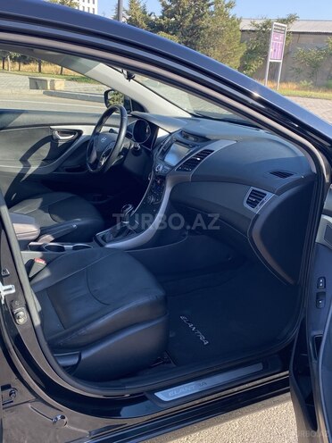 Hyundai Elantra 2015, 151,000 km - 1.8 л - Bakı