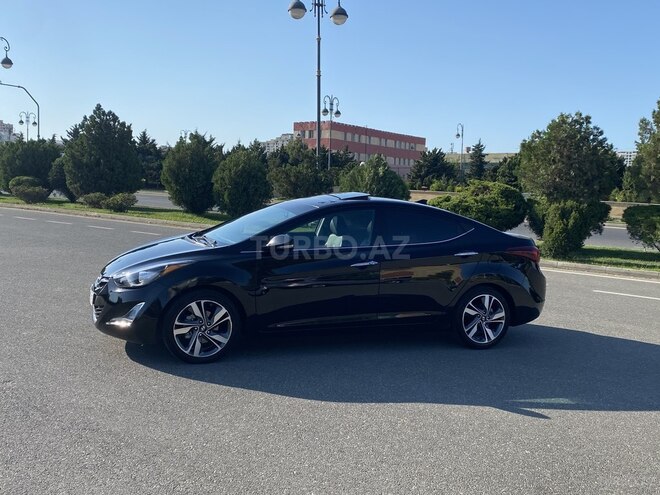 Hyundai Elantra 2015, 151,000 km - 1.8 л - Bakı