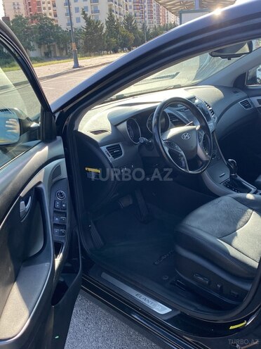 Hyundai Elantra 2015, 151,000 km - 1.8 л - Bakı
