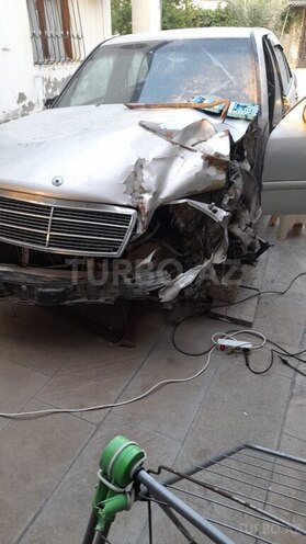 Mercedes C 200 1998, 598,000 km - 2.0 l - Bakı