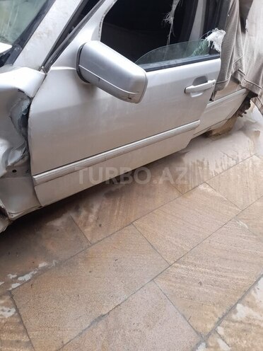 Mercedes C 200 1998, 598,000 km - 2.0 l - Bakı