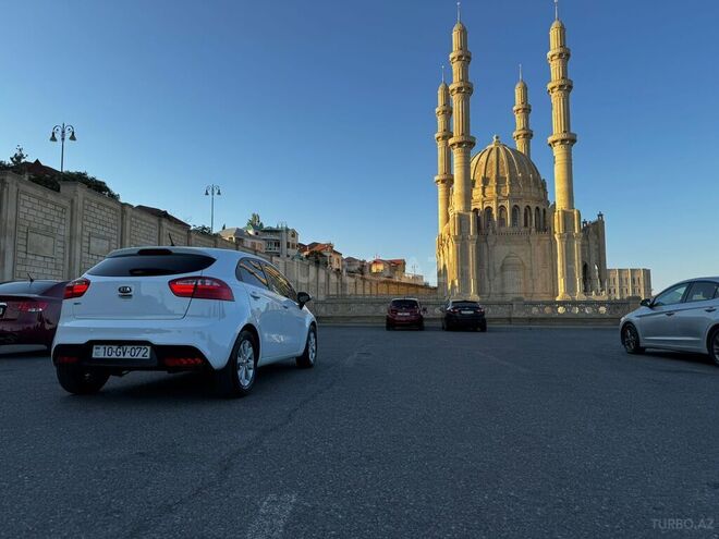 Kia Rio 2013, 218,000 km - 1.4 l - Bakı