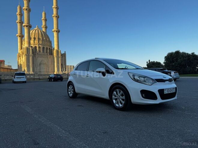 Kia Rio 2013, 218,000 km - 1.4 l - Bakı