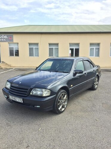 Mercedes C 200 1997, 600,000 km - 2.0 l - Tovuz