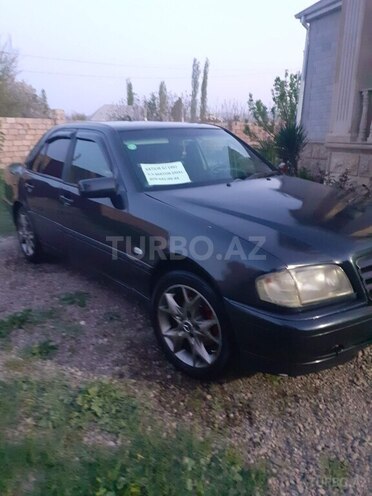 Mercedes C 200 1997, 600,000 km - 2.0 l - Tovuz