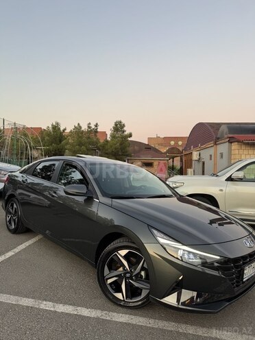 Hyundai Elantra 2022, 15,300 km - 1.6 l - Bakı