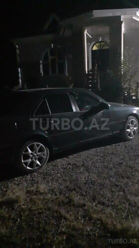 Mercedes C 200 1997, 600,000 km - 2.0 l - Tovuz