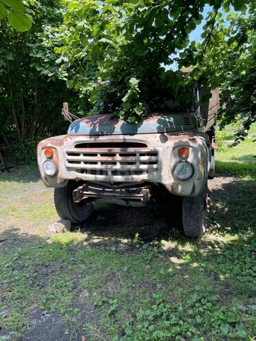 ZIL 130 1991, 258,000 km - 6.0 l - Zaqatala