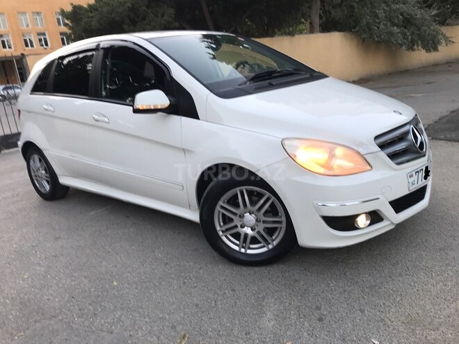 Mercedes B 180 2010, 220,480 km - 1.7 l - Sumqayıt
