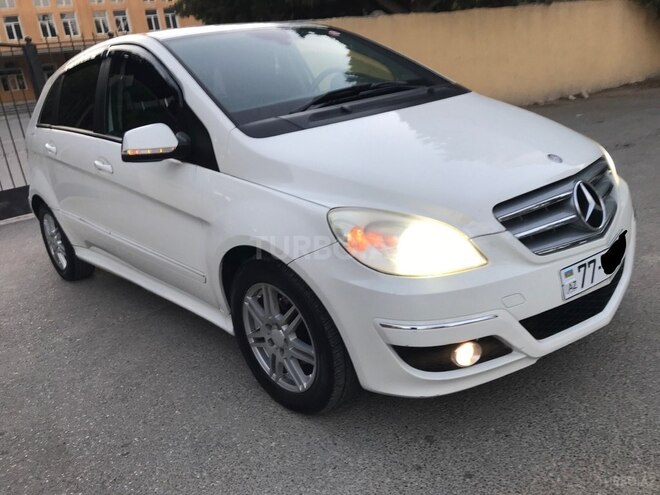 Mercedes B 180 2010, 220,480 km - 1.7 l - Sumqayıt