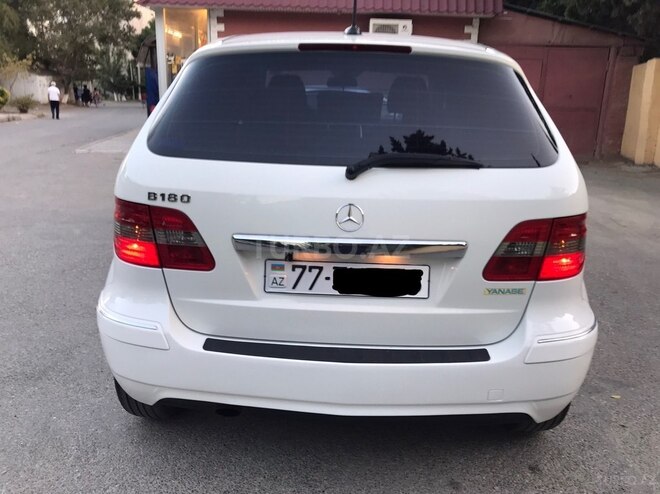 Mercedes B 180 2010, 220,480 km - 1.7 l - Sumqayıt