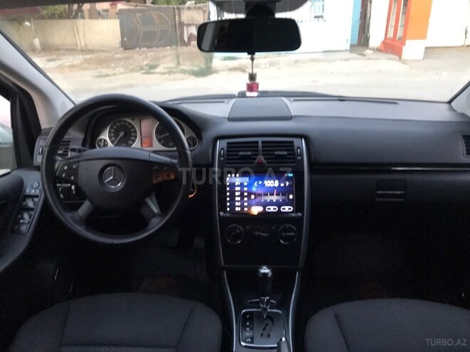 Mercedes B 180 2010, 220,480 km - 1.7 l - Sumqayıt