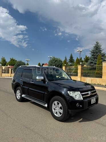 Mitsubishi Pajero 2007, 260,000 km - 3.0 l - Gəncə